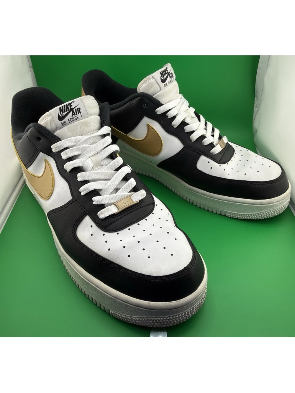 Nike Air Force 1 '07 LV8 Black White Metallic Gold CZ9189-001 Men’s Size 14N/Box - Picture 4 of 8